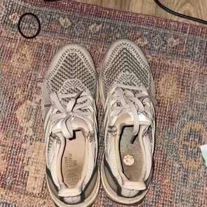 adidas Women's Sneakers in Beige and Gray